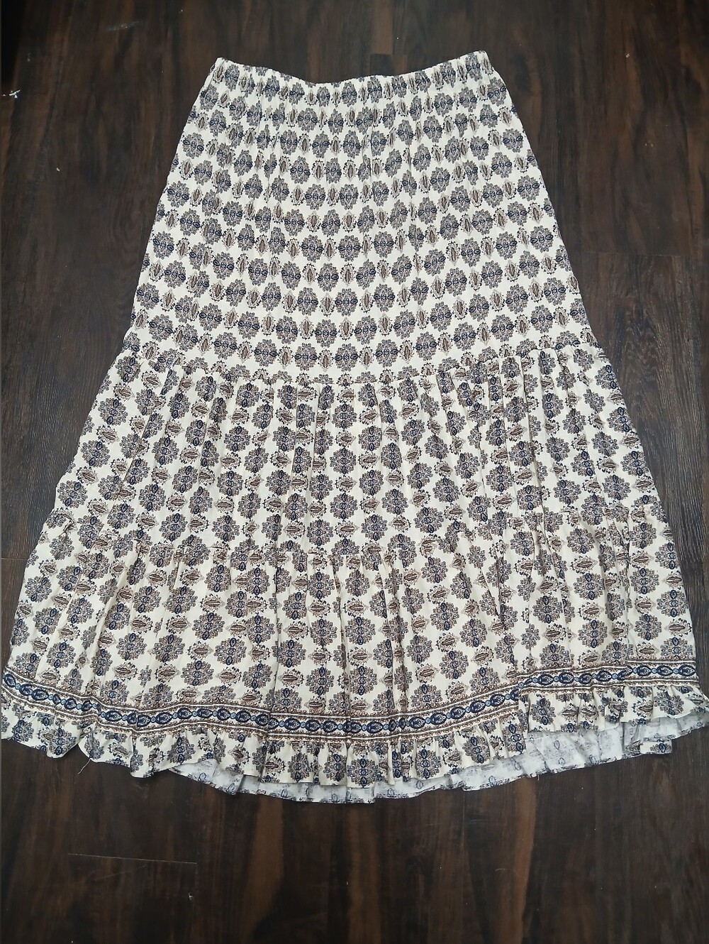 Max Studio Cream and Navy Printed Tiered Maxi Skirt